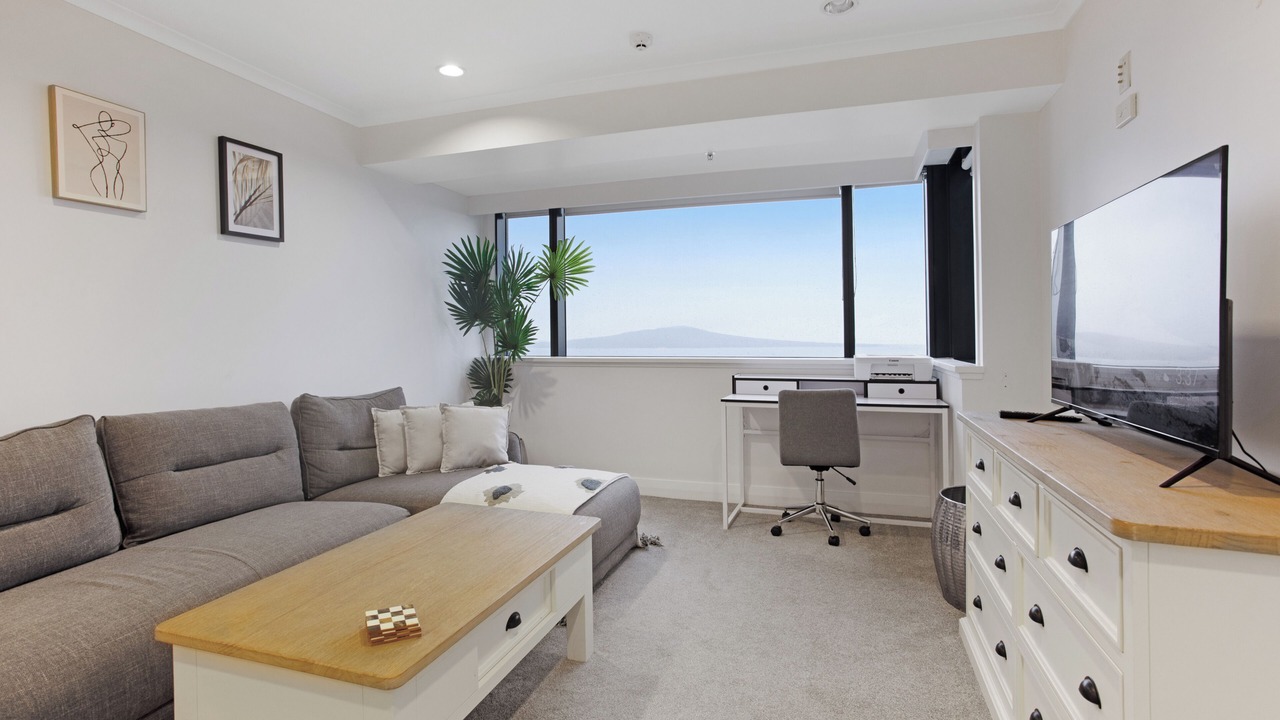Photo of Livingroom in Takapuna