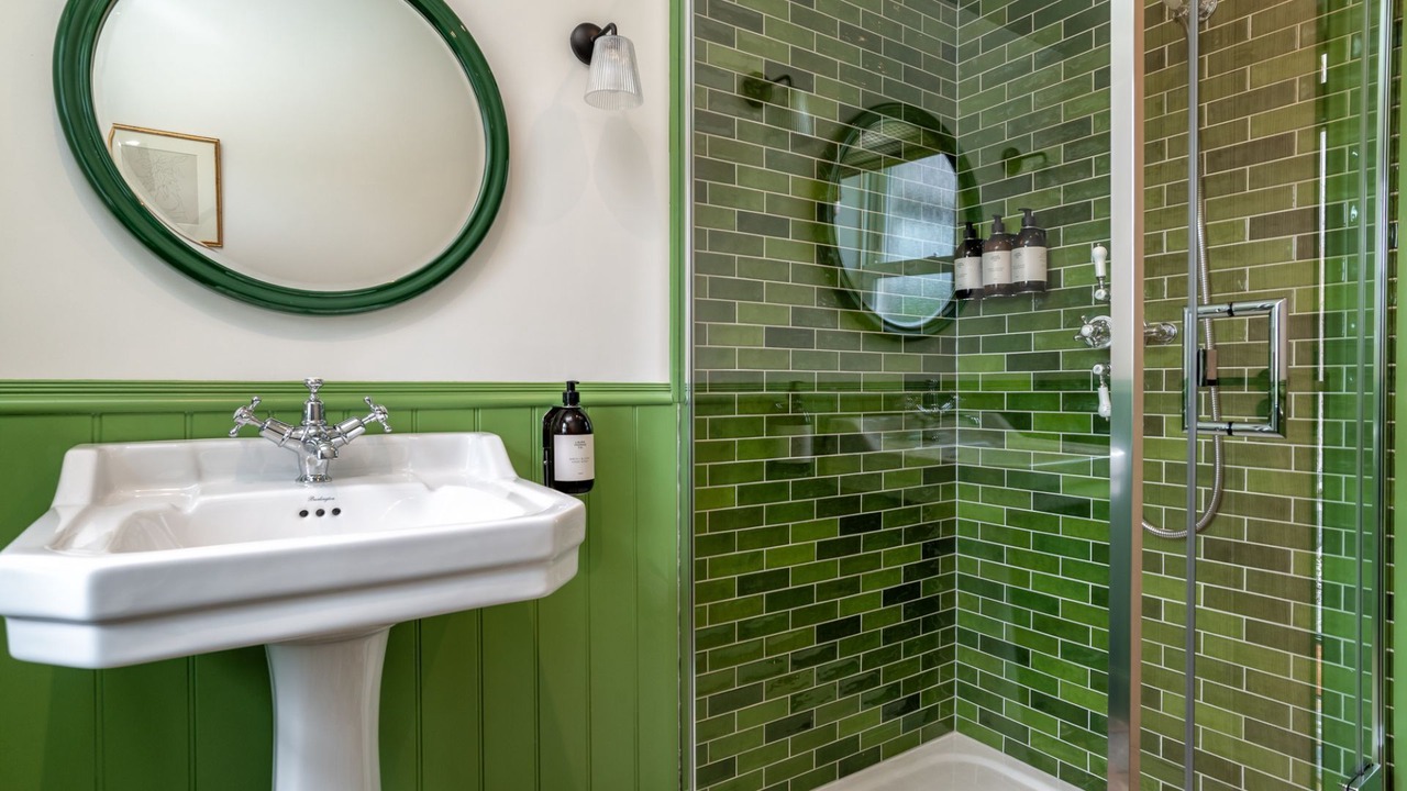 Photo of Bathroom in Alford
