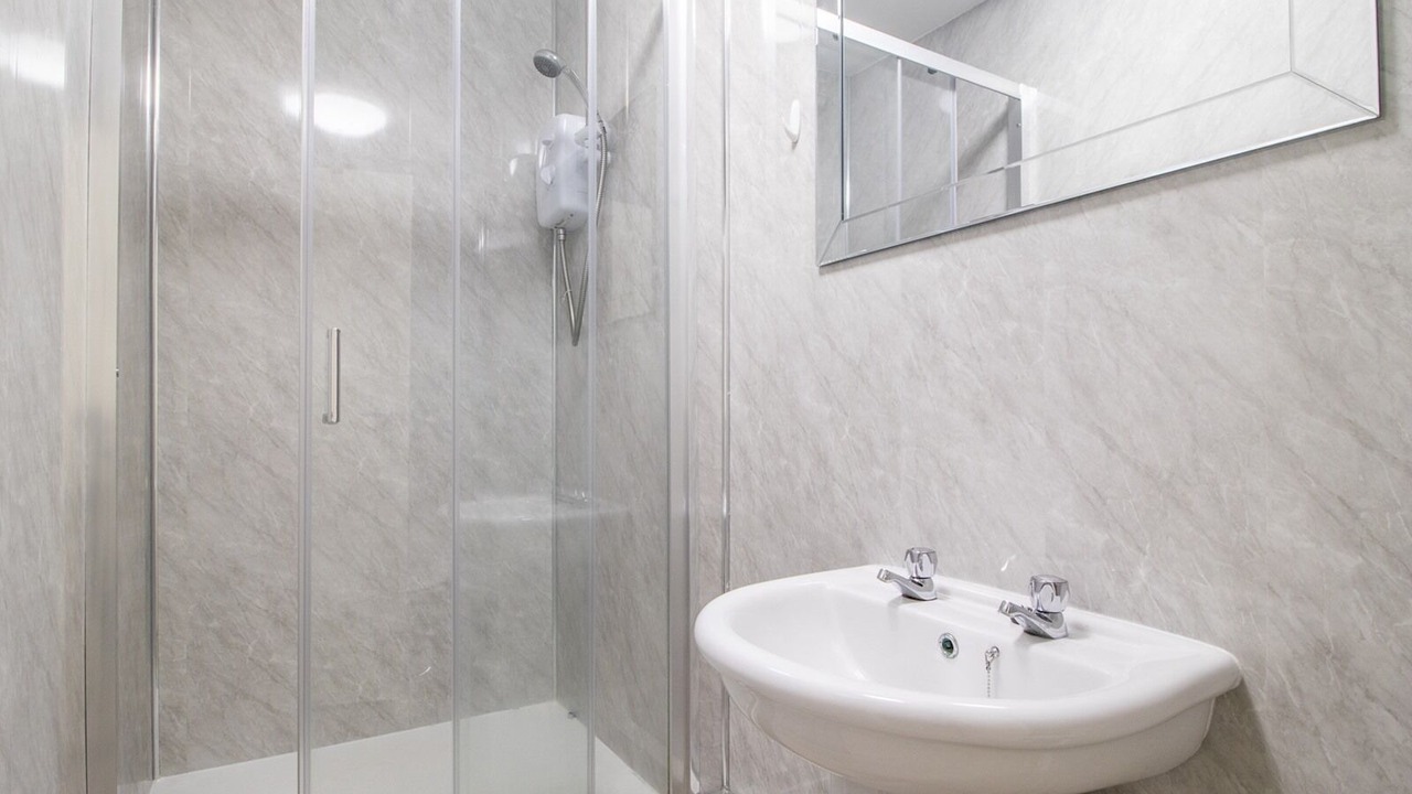 Photo of Bathroom in Glasgow Westend