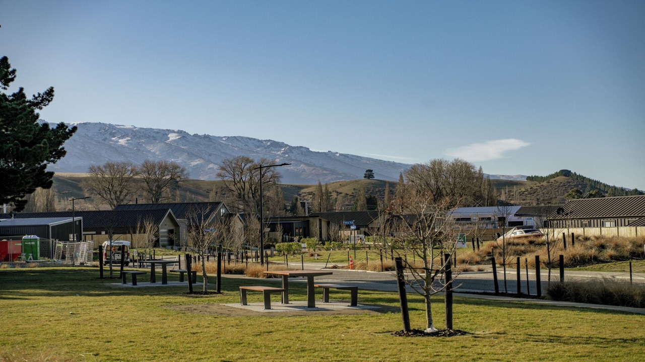 Photo of Outdoor in Lowburn