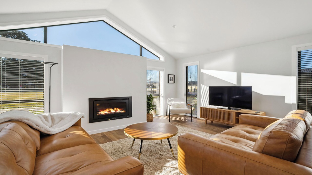Photo of Livingroom in Lowburn