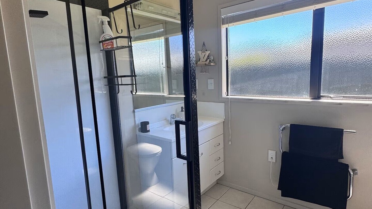 Photo of Bathroom in Ohope
