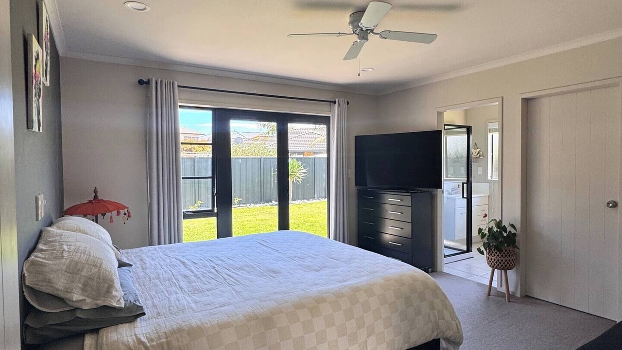 Photo of Bedroom in Ohope