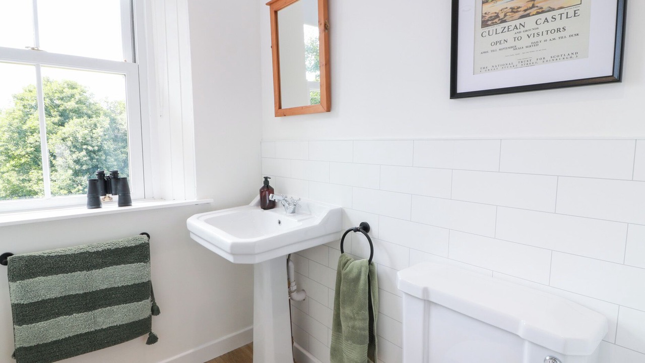 Photo of Bathroom in Maybole