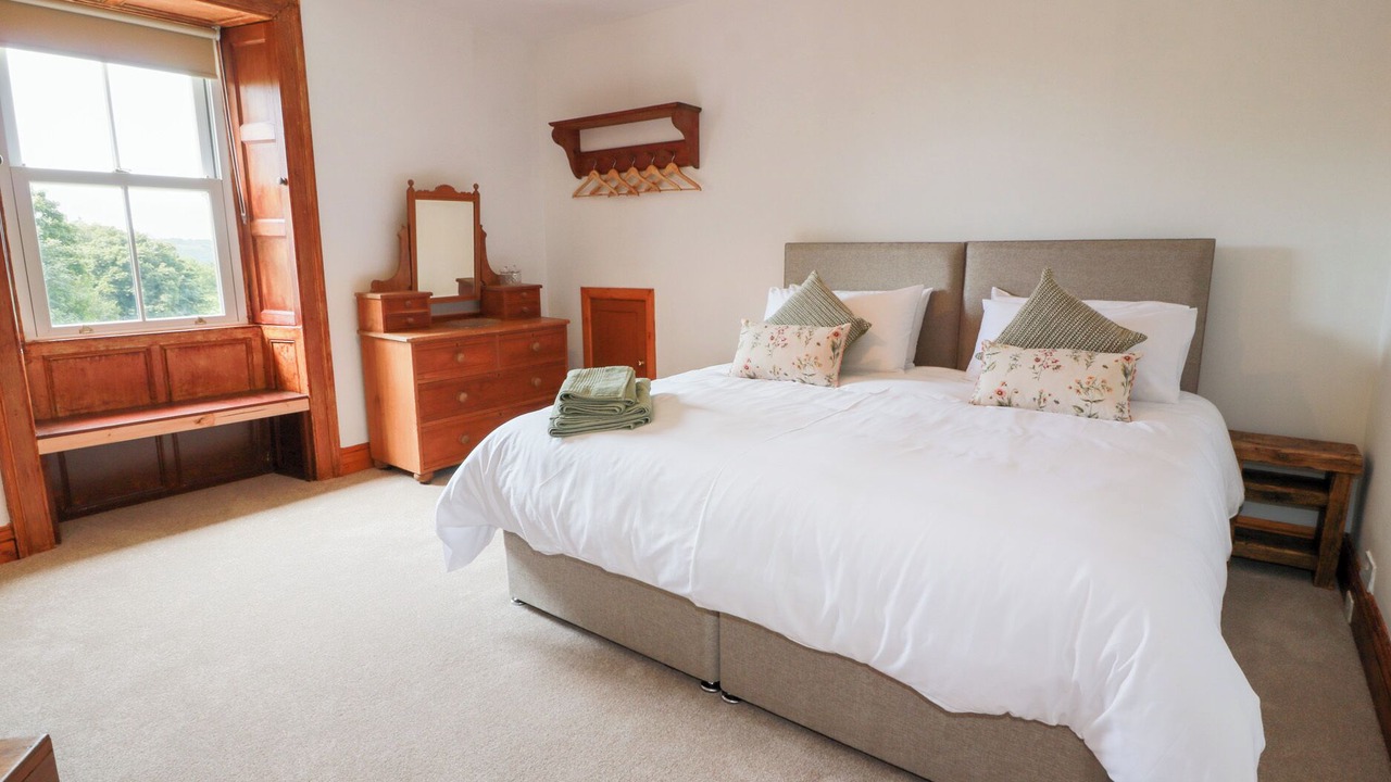 Photo of Bedroom in Maybole