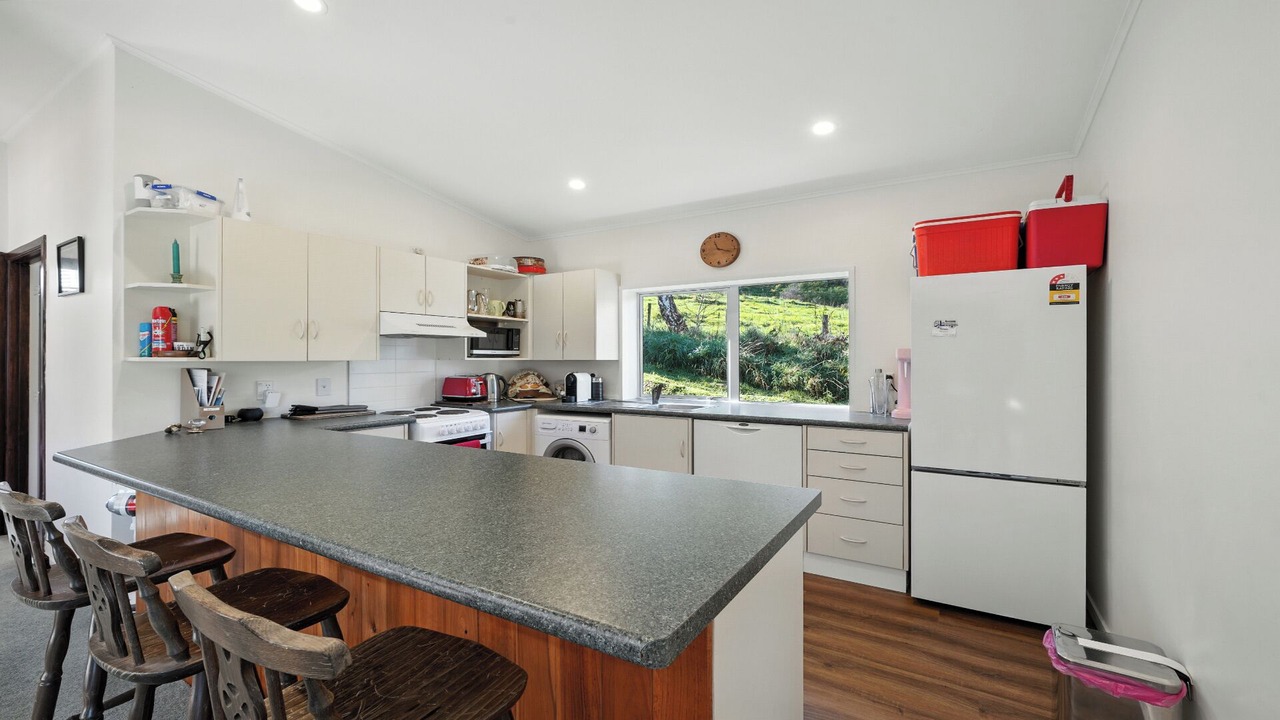 Photo of Kitchen in Duvauchelle
