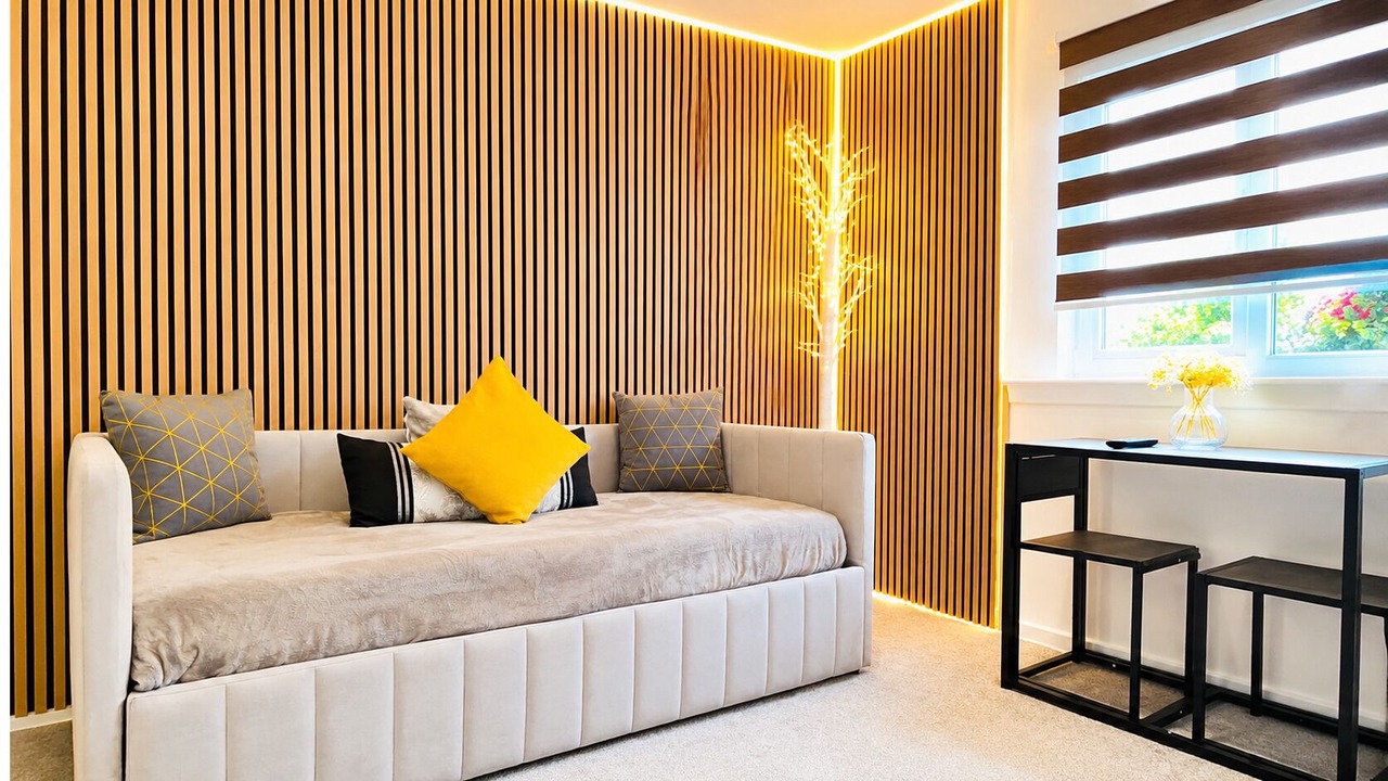 Photo of Livingroom in Cowdenbeath