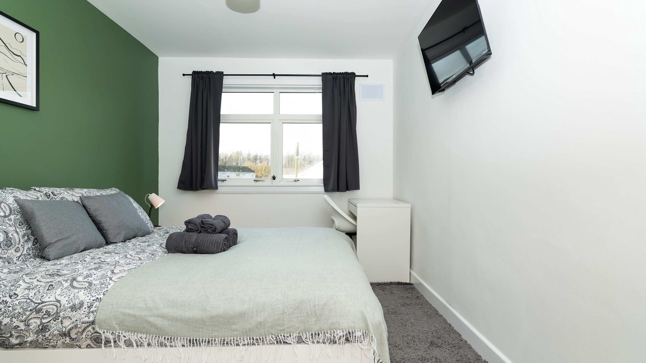 Photo of Bedroom in Dennyloanhead