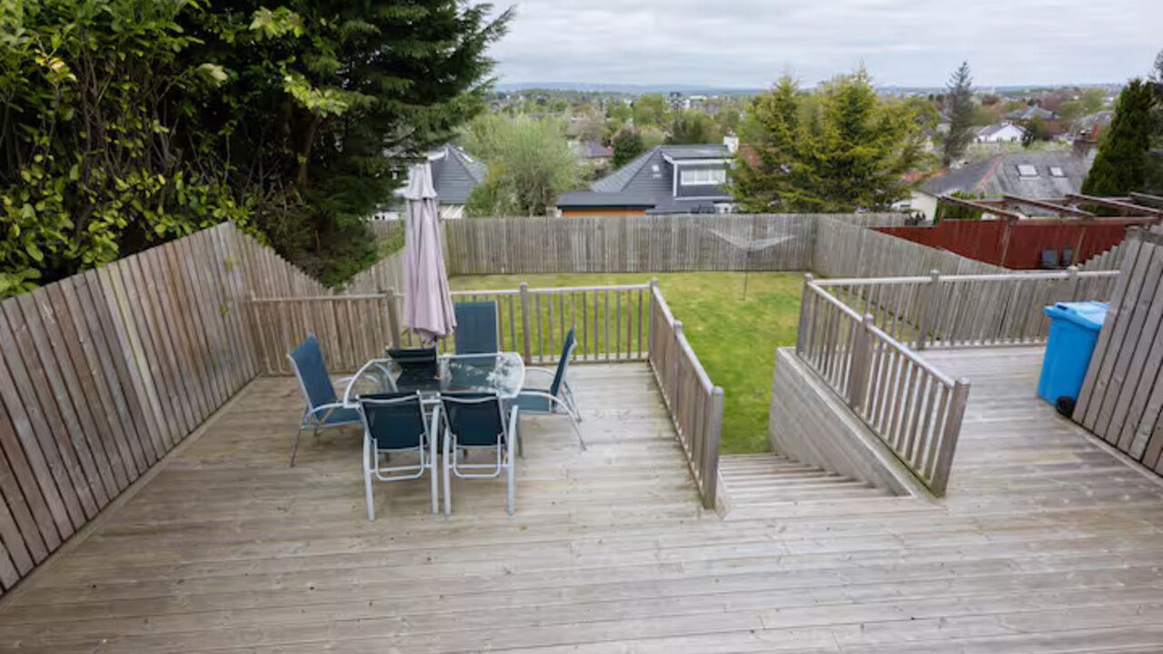 Photo of Outdoor in Giffnock