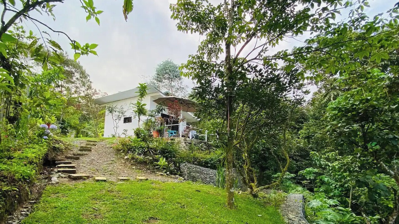 Photo of Outdoor in Roble