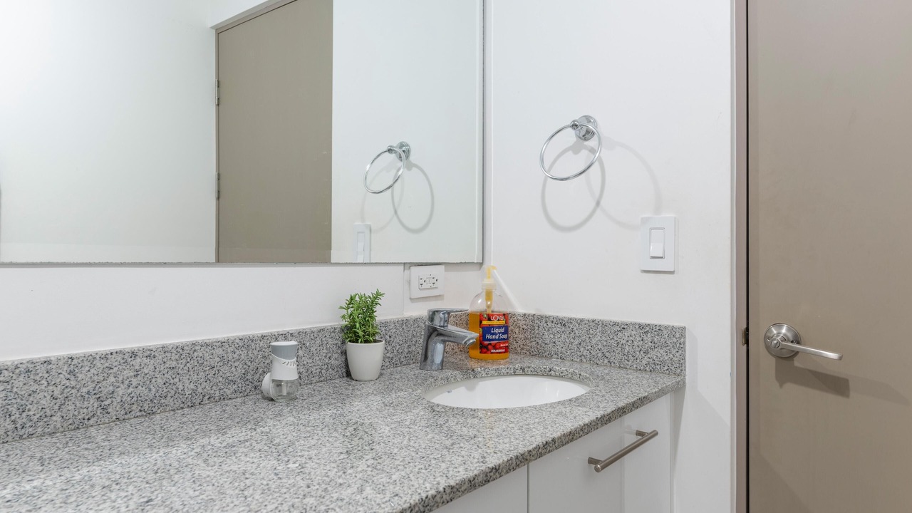 Photo of Bathroom in Curridabat