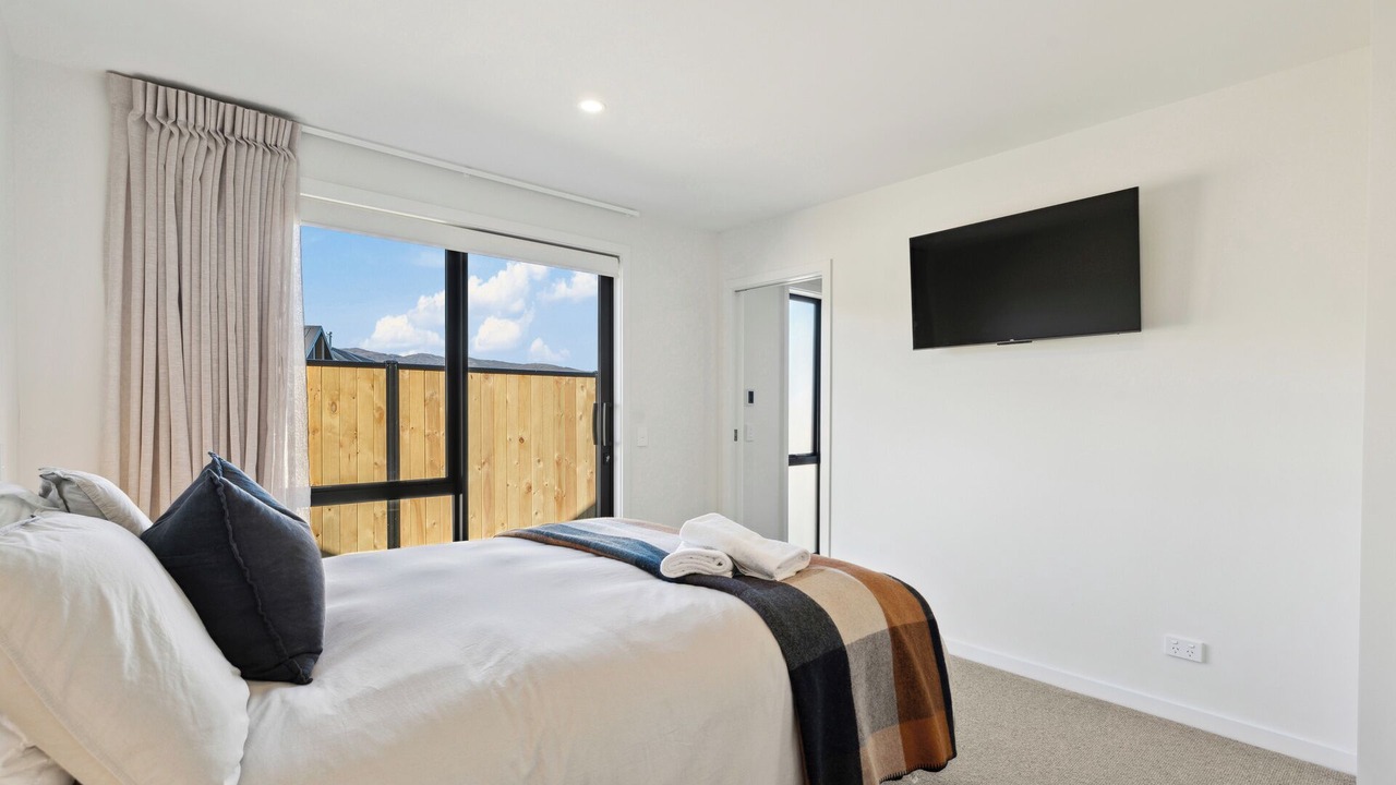 Photo of Bedroom in Lowburn