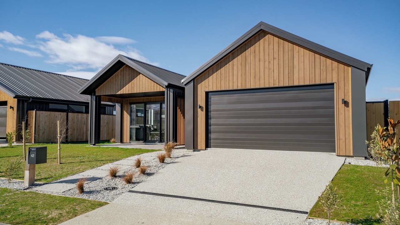Photo of Outdoor in Lowburn