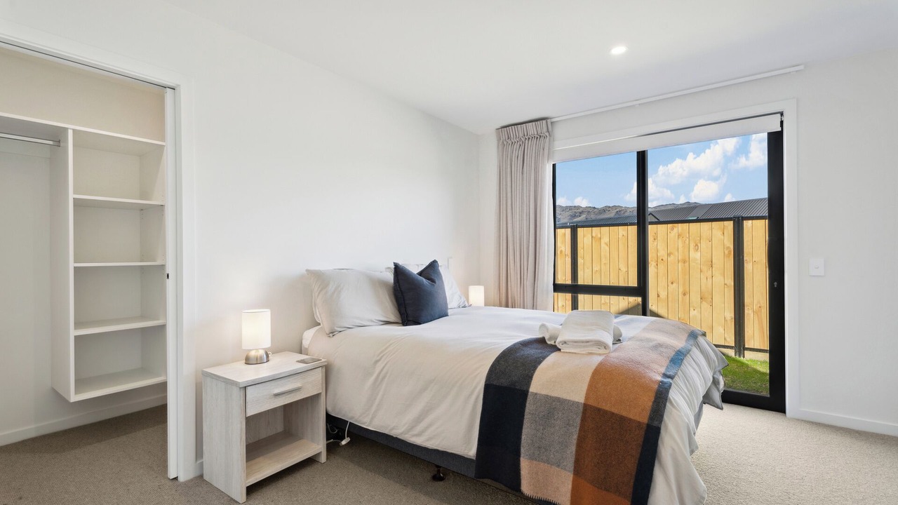 Photo of Bedroom in Lowburn