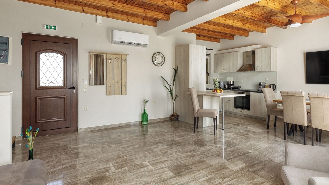 Photo of Livingroom in Makry Gialos