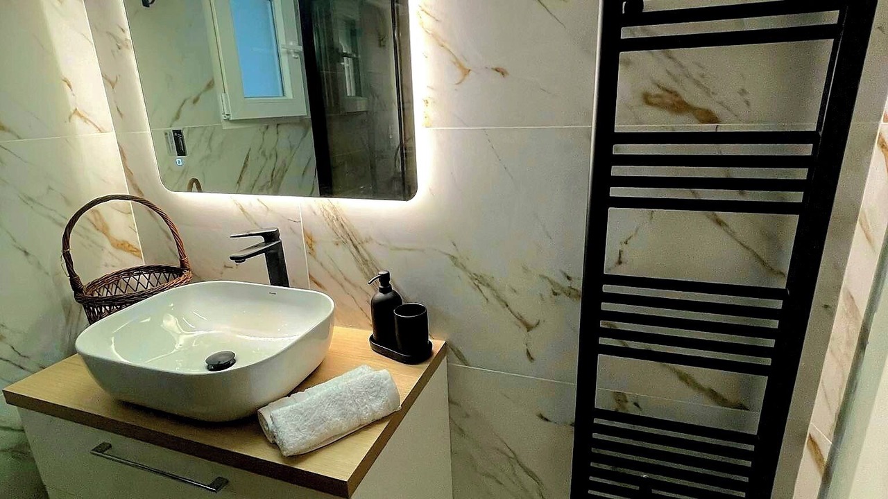 Photo of Bathroom in Argyroupoli