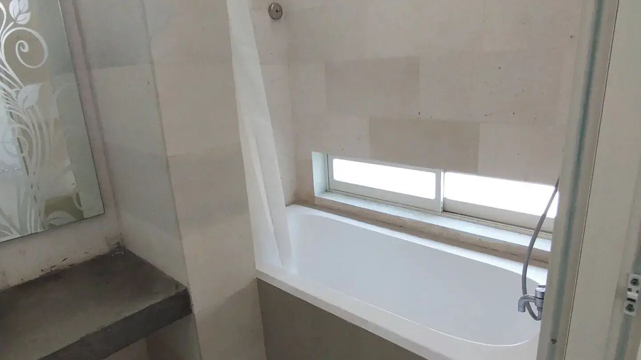 Photo of Bathroom in Mumbul