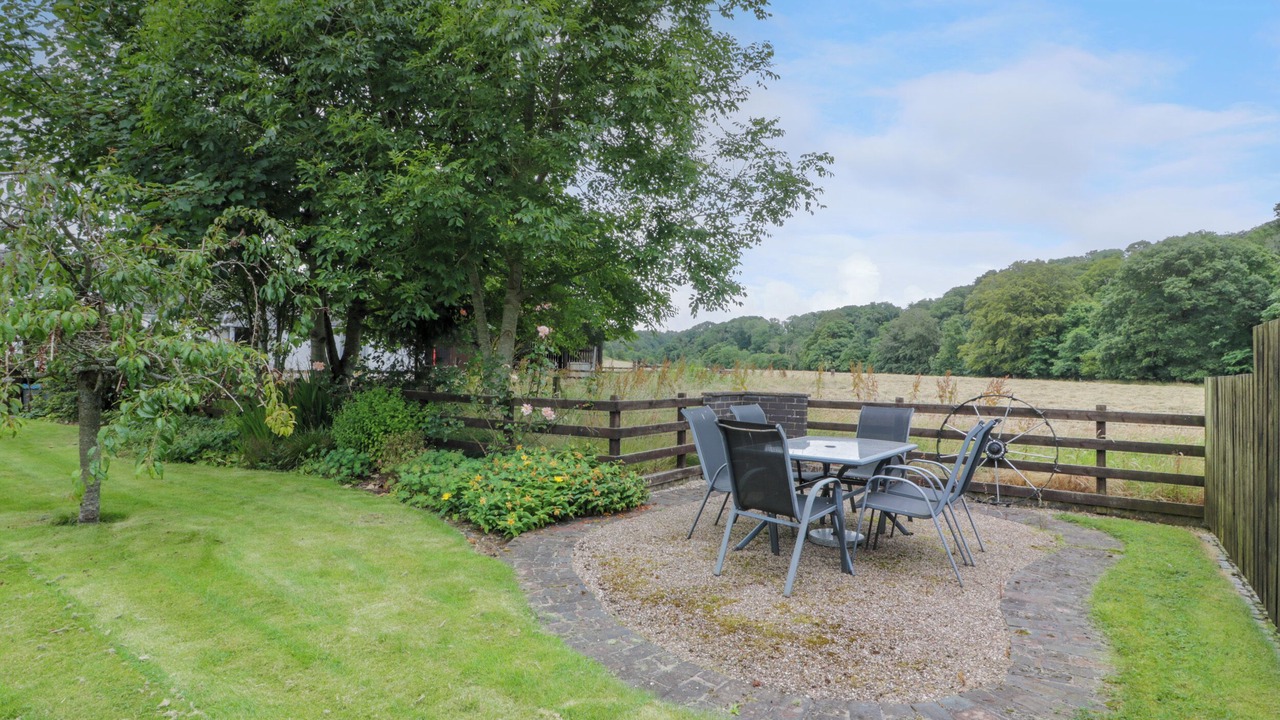 Photo of Outdoor in Mauchline