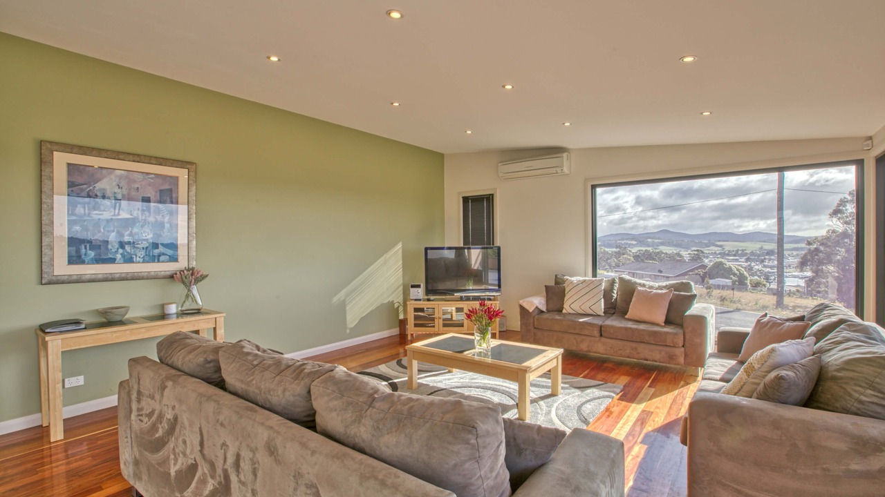 Photo of Livingroom in St Helens
