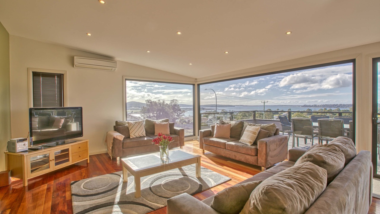 Photo of Livingroom in St Helens