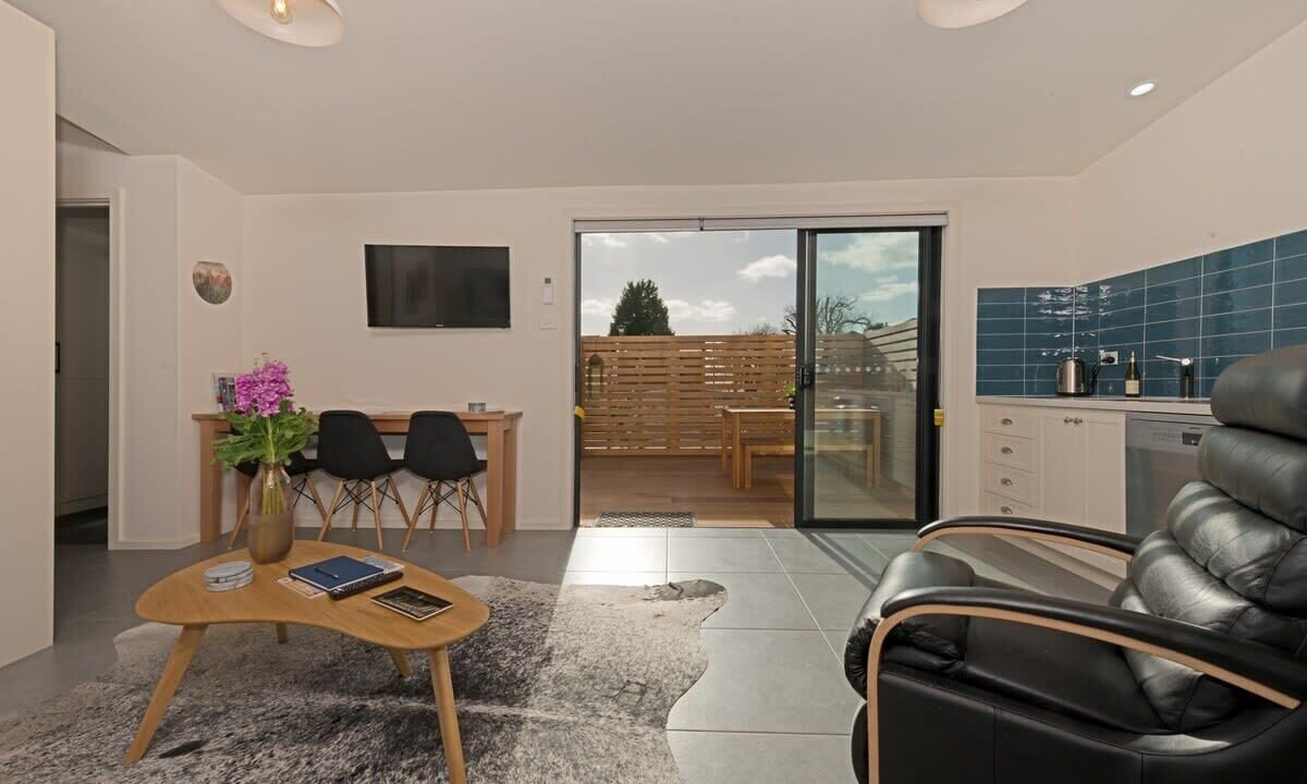 Photo of Livingroom in Battery Point