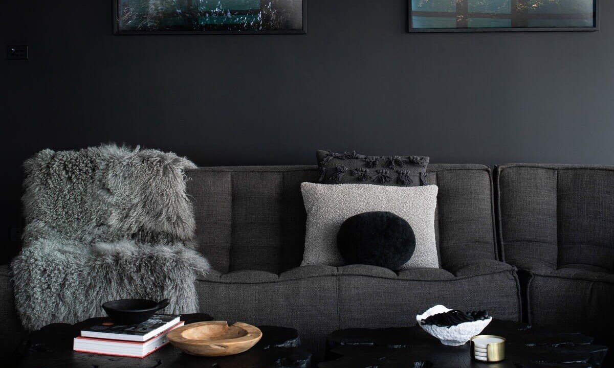 Photo of Livingroom in White Beach