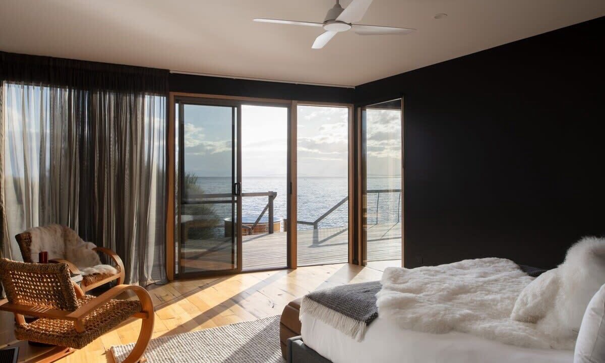 Photo of Bedroom in White Beach