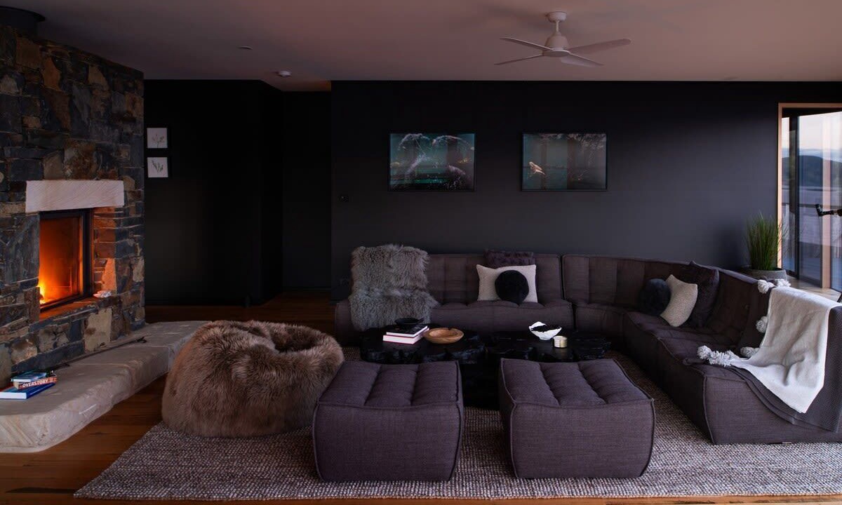 Photo of Livingroom in White Beach