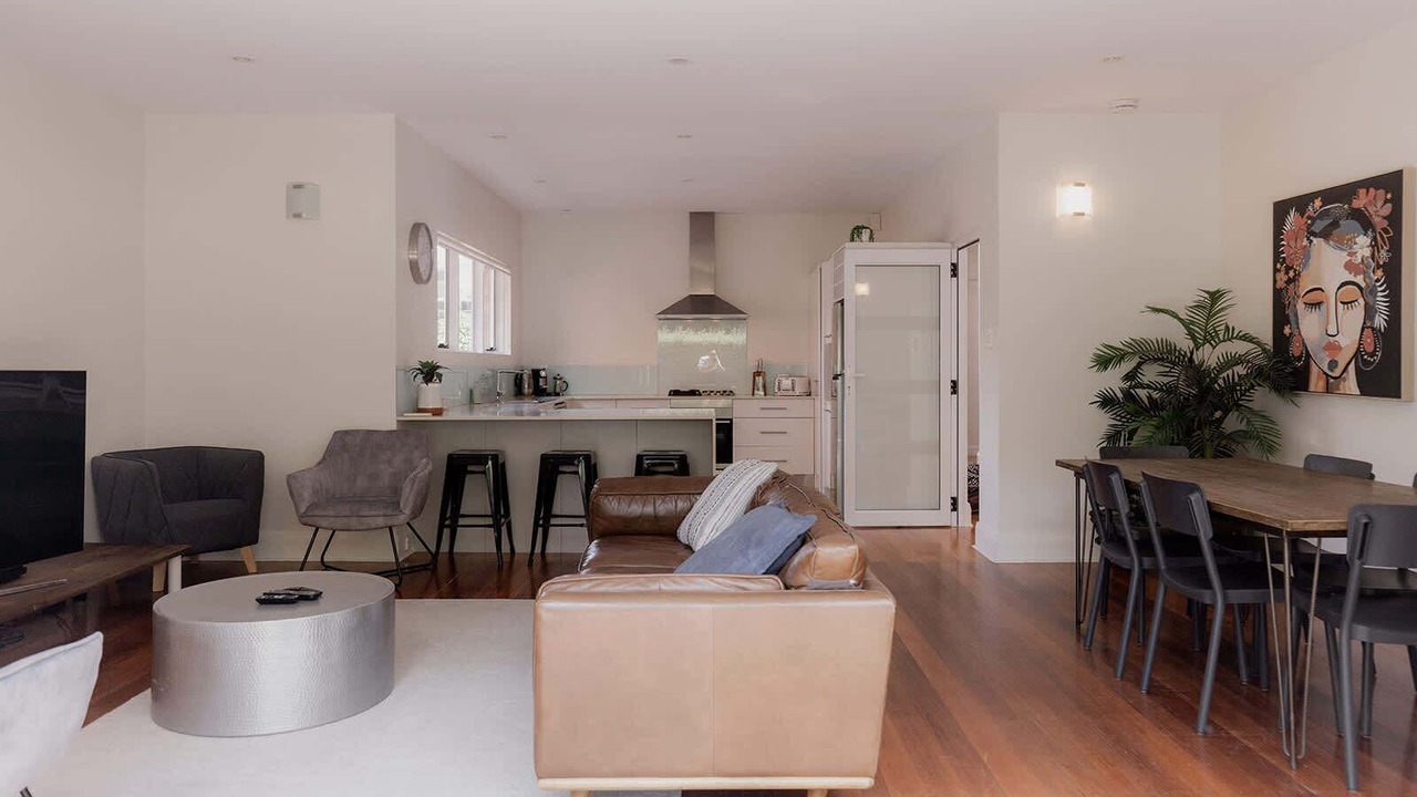 Photo of Livingroom in Hobart Central Business District