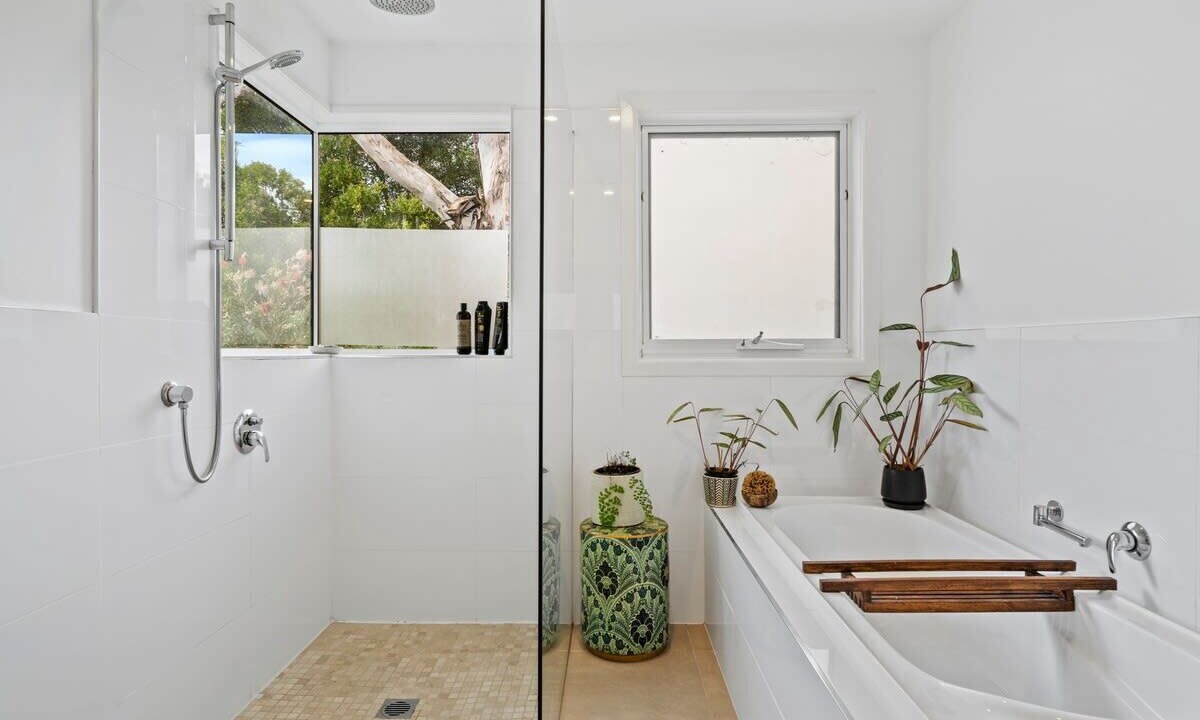 Photo of Bathroom in Spring Beach