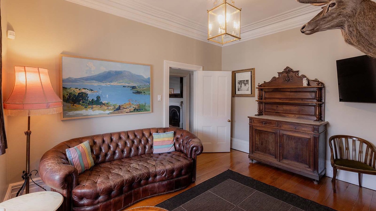 Photo of Livingroom in Battery Point