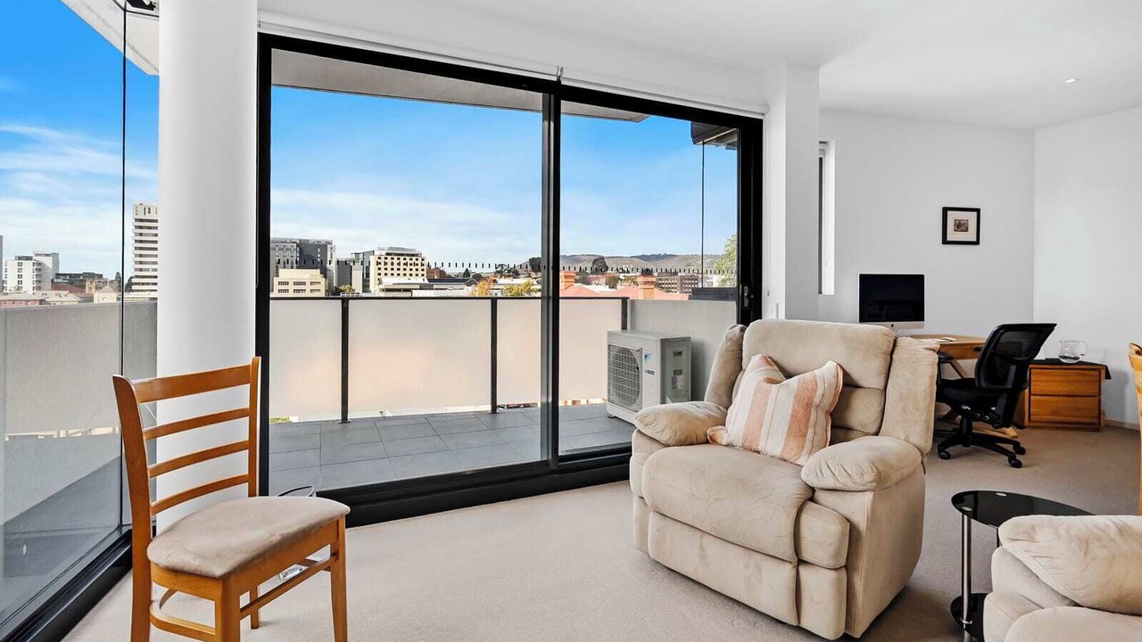 Photo of Livingroom in Hobart Central Business District