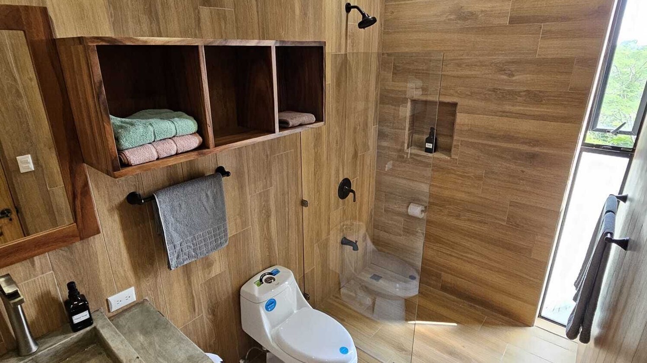 Photo of Bathroom in Pacuare Reserve