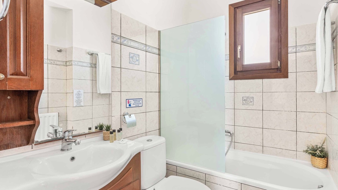 Photo of Bathroom in Kaligata