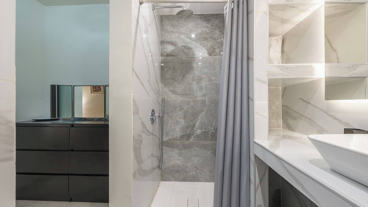 Photo of Bathroom in Kypseli