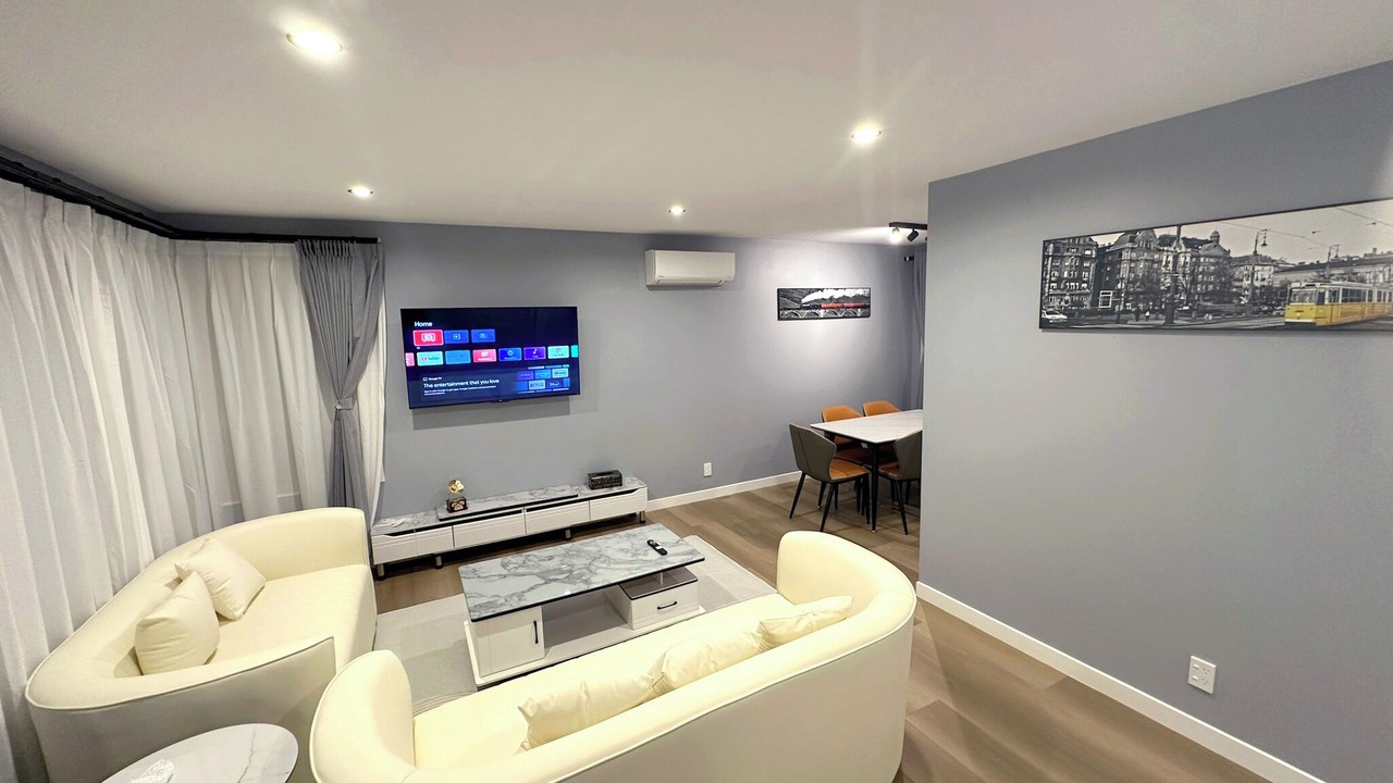 Photo of Livingroom in Glenfield