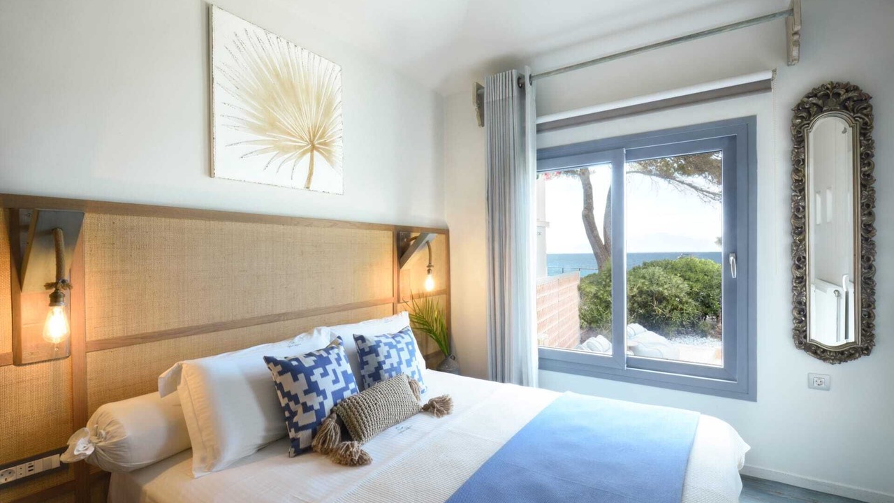 Photo of Bedroom in Amoudi