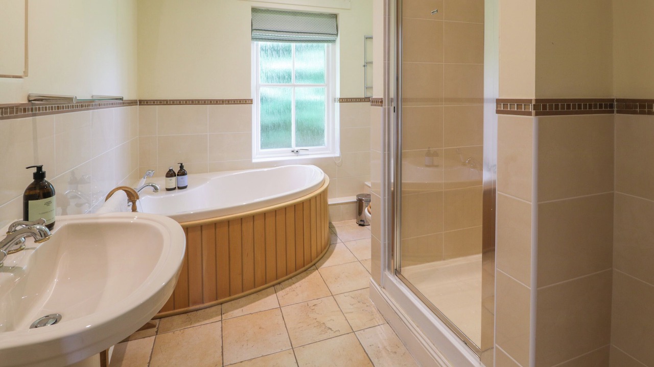Photo of Bathroom in Duns