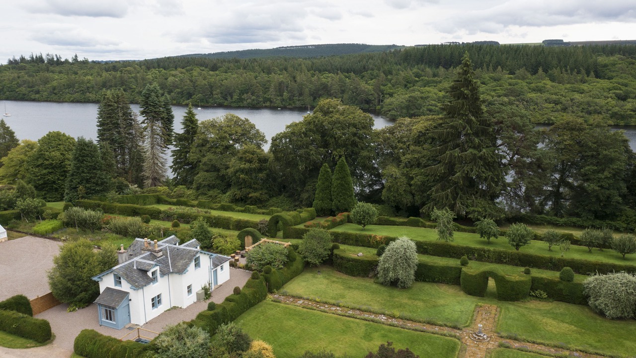 Photo of Outdoor in Lochend