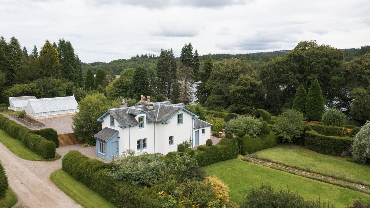 Photo of Outdoor in Lochend