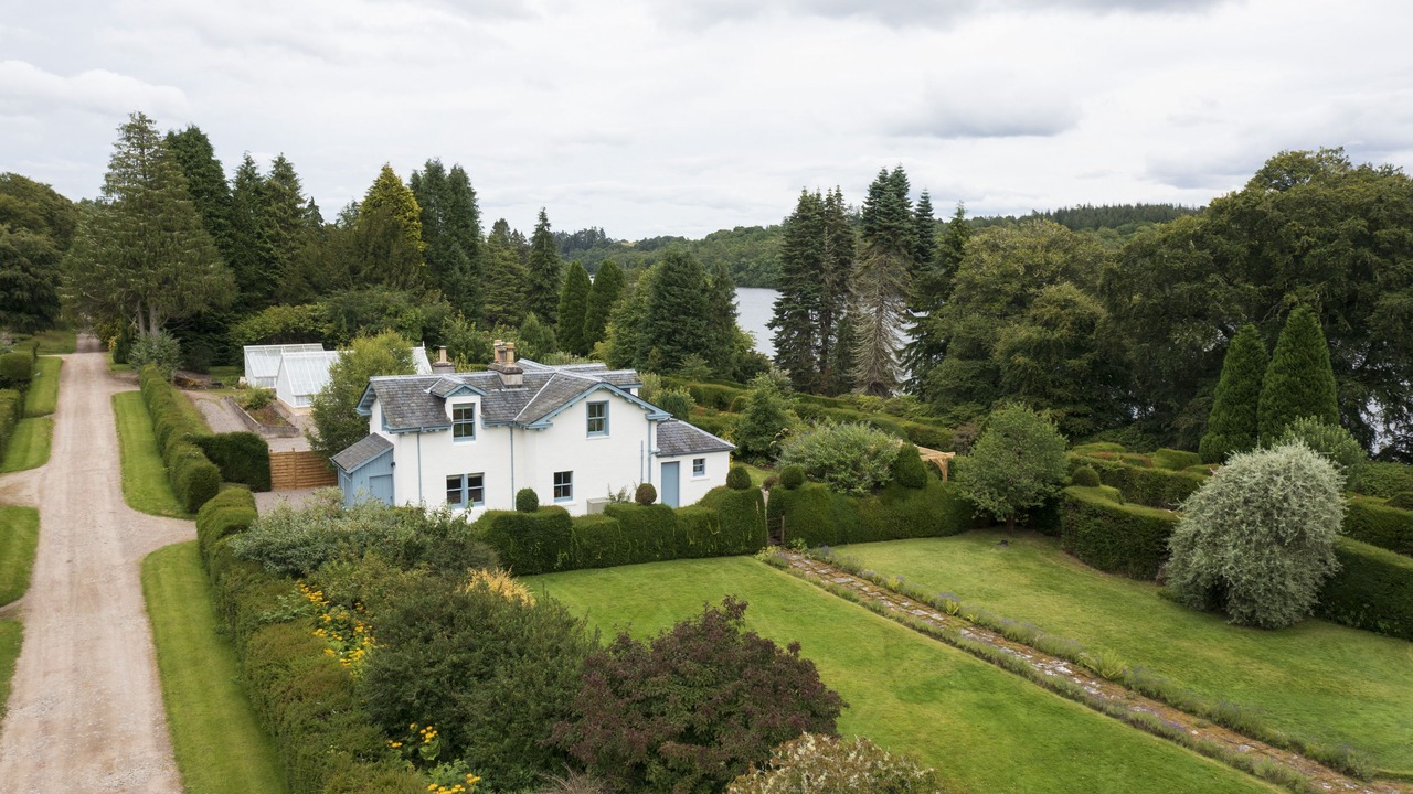 Photo of Outdoor in Lochend