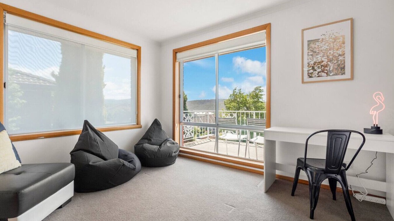 Photo of Livingroom in Lutana