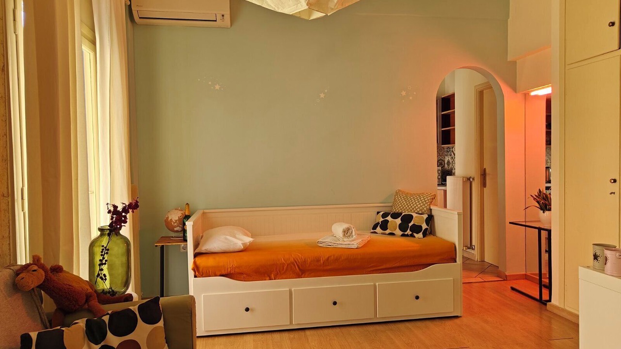 Photo of Bedroom in Exarhia