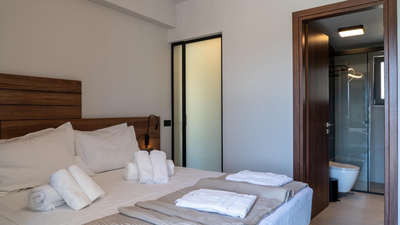 Photo of Bedroom in Athanatoi