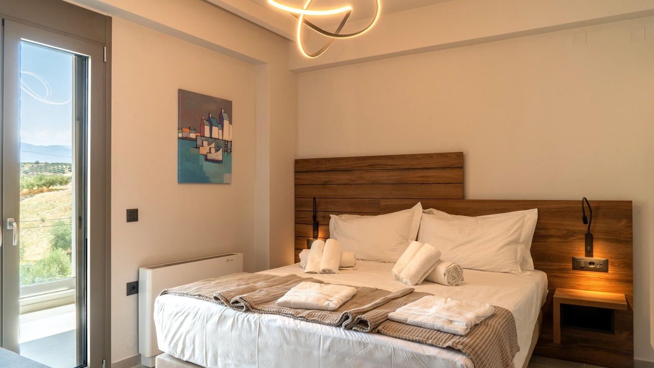 Photo of Bedroom in Athanatoi