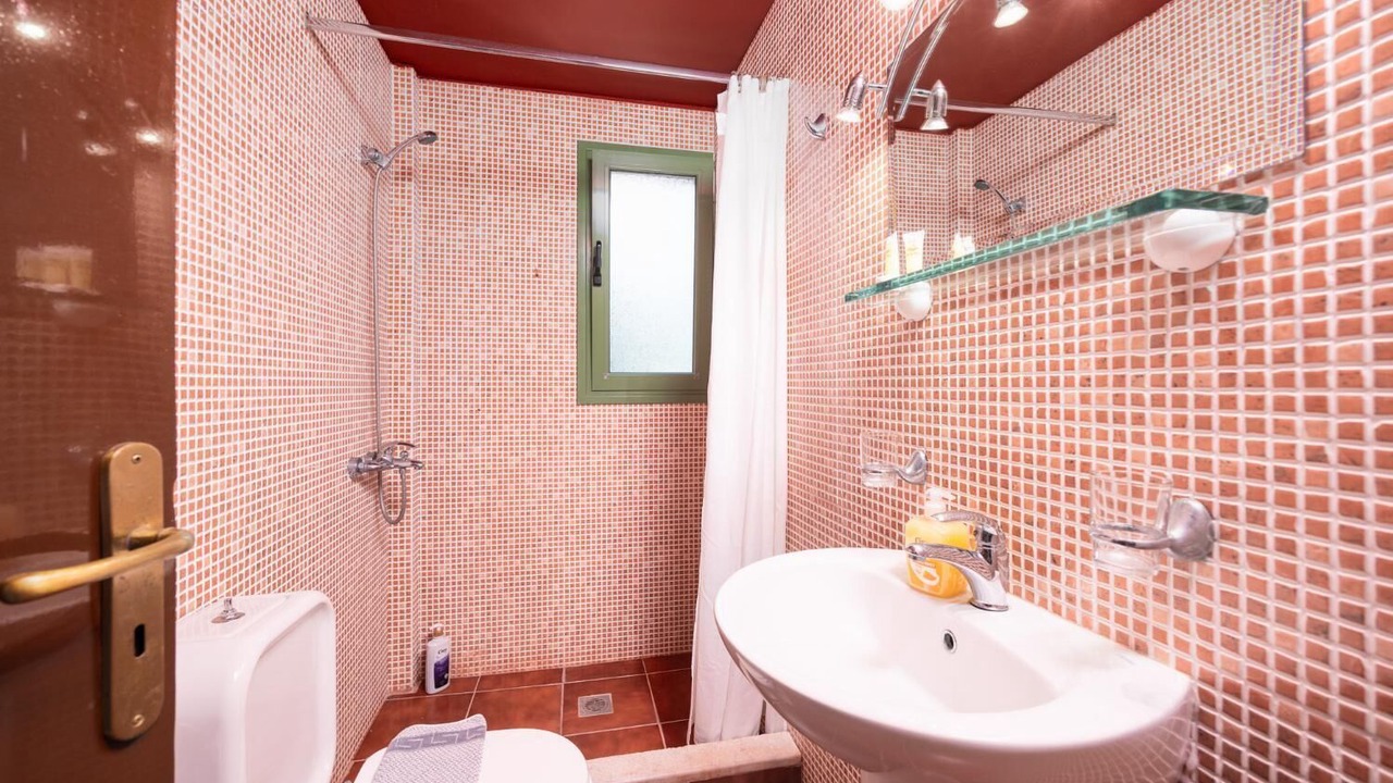 Photo of Bathroom in Kateleios