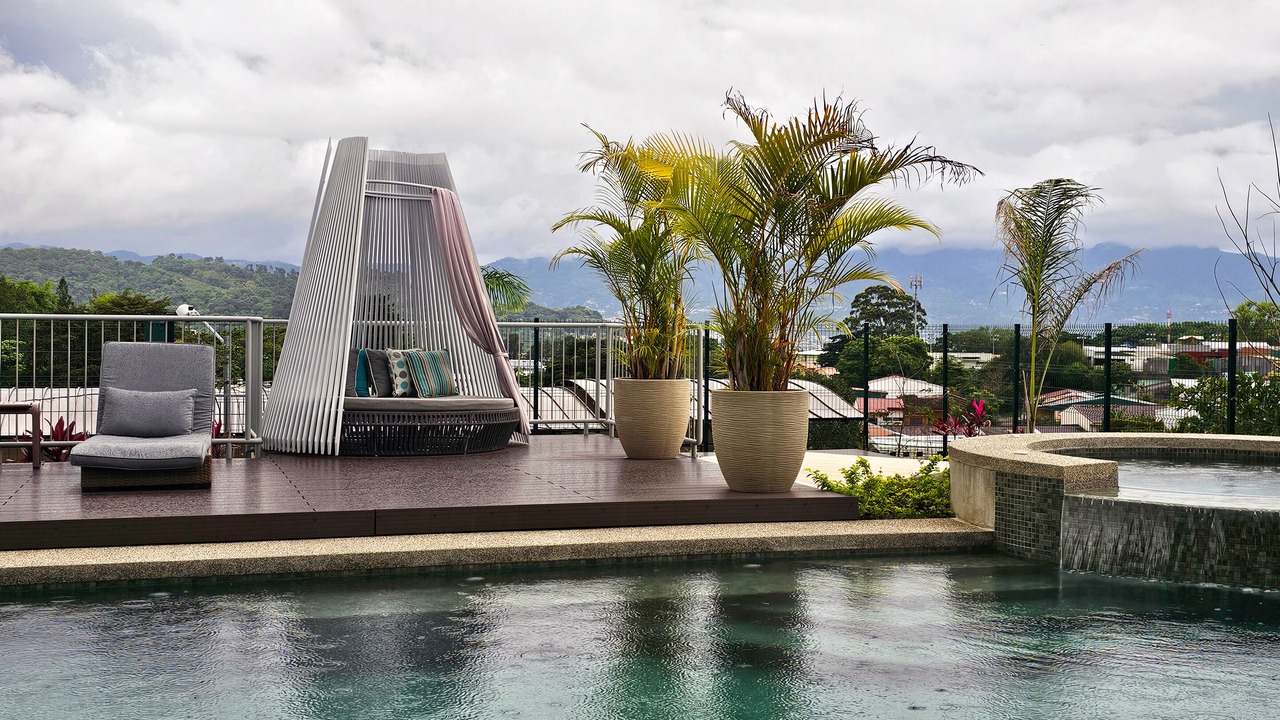 Photo of Outdoor in Roble