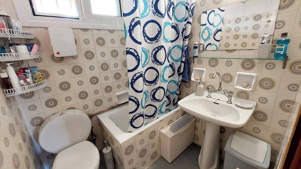 Photo of Bathroom in Dilesi