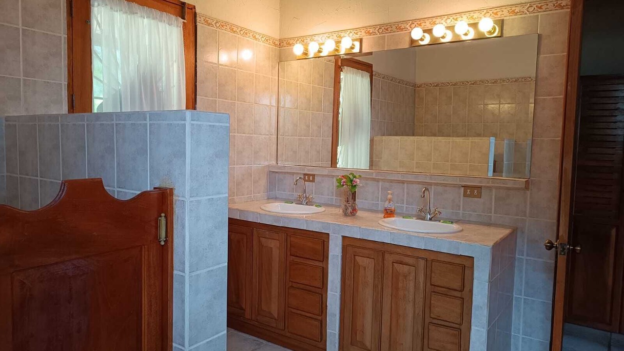 Photo of Bathroom in Atenas