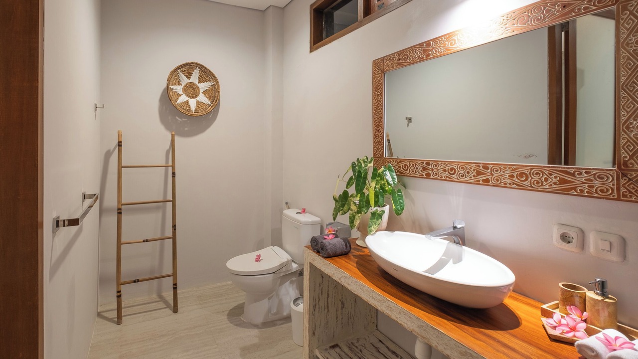 Photo of Bathroom in Senggigi